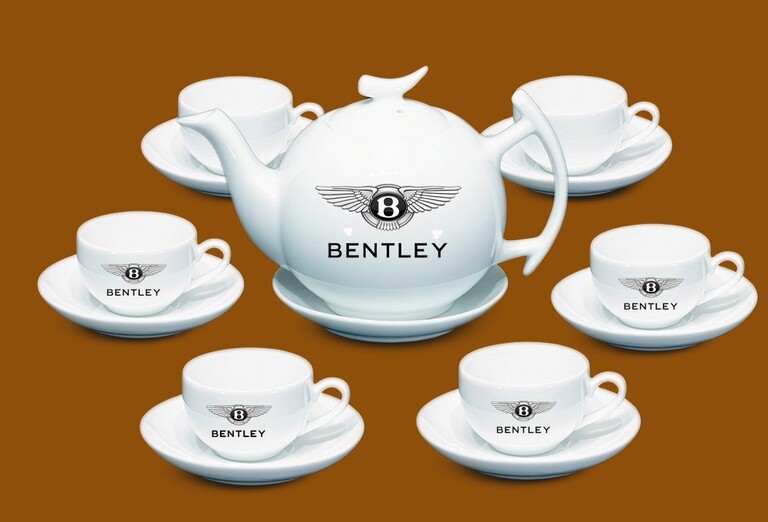 Bộ ấm trà in logo thương hiệu xe Bentley